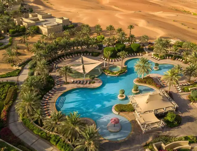 Private Transfer to Qasr Al Sarab by Anantara